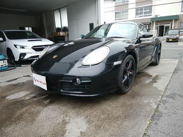 PORSCHE