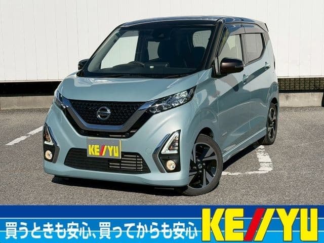 NISSAN