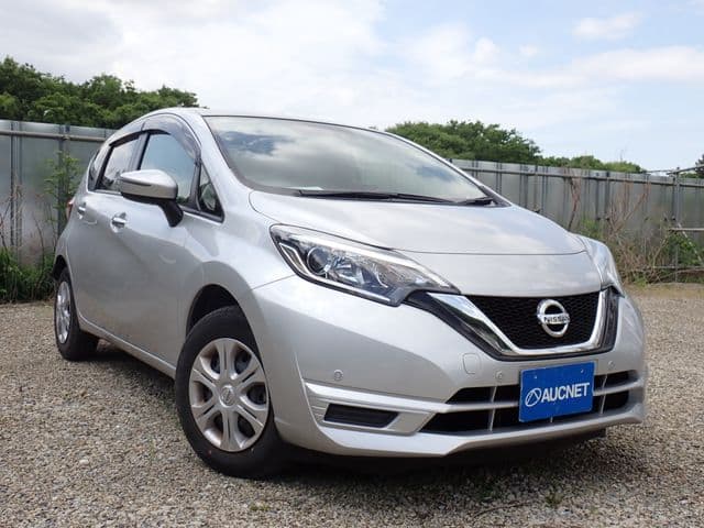 NISSAN