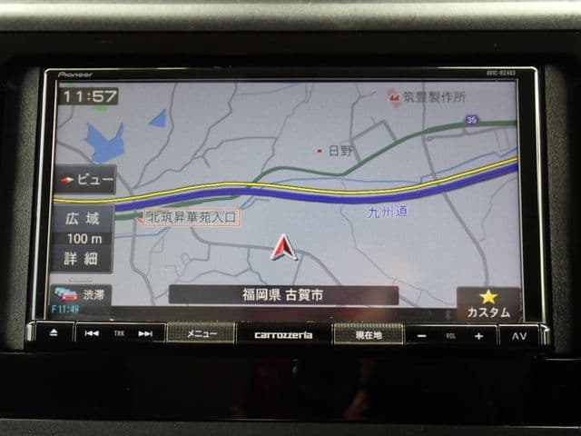 Car thumbnail 4