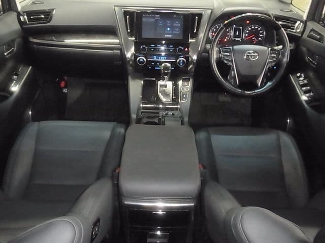 Car thumbnail 3