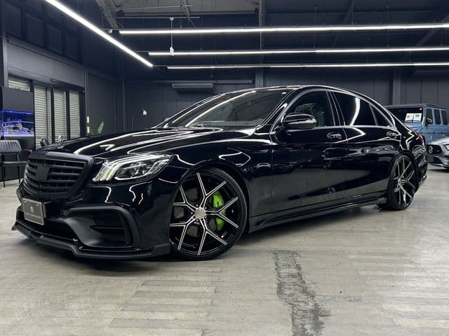 Car thumbnail 3