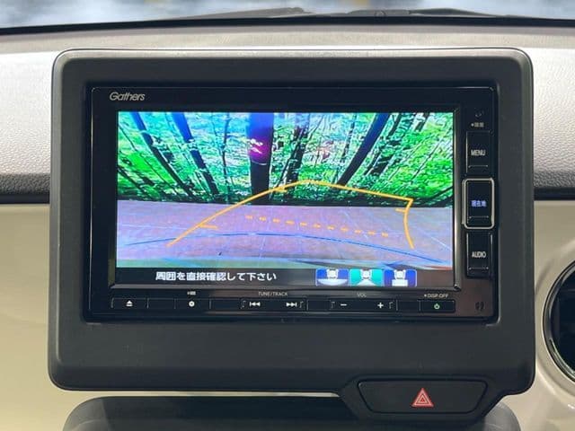 Car thumbnail 4