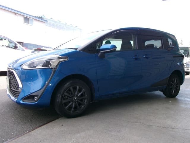 Car thumbnail 3