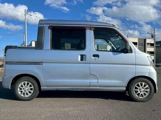 Car thumbnail 3