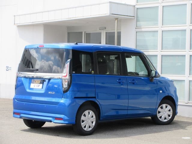 Car thumbnail 3