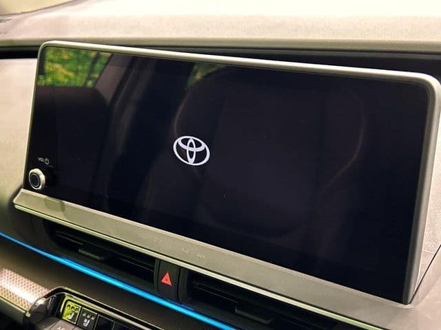 Car thumbnail 4
