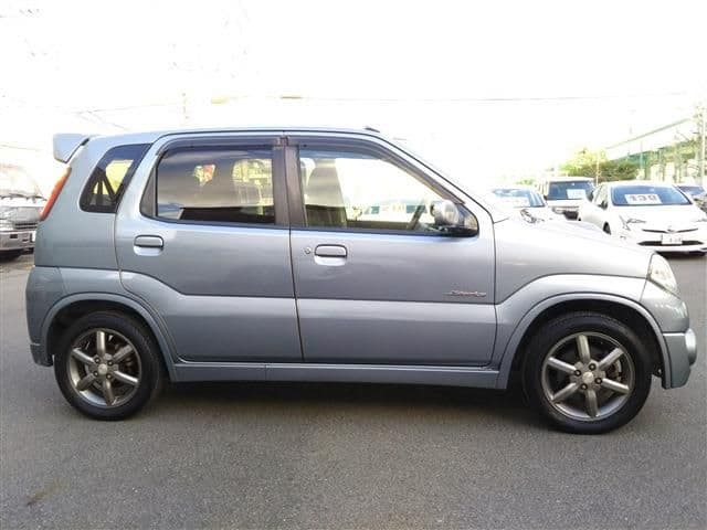 Car thumbnail 3