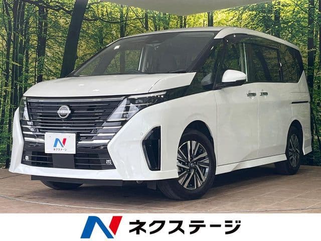 NISSAN