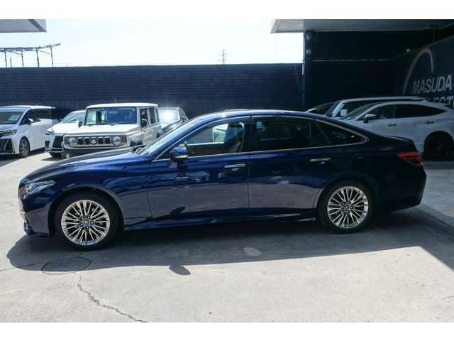 Car thumbnail 4