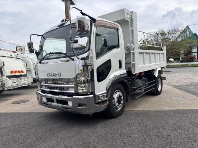 ISUZU
