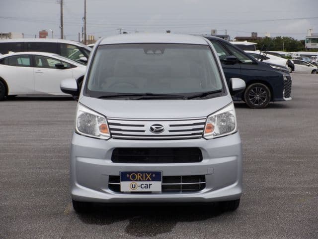 Car thumbnail 4