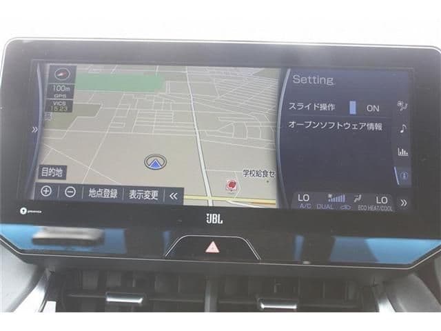 Car thumbnail 3