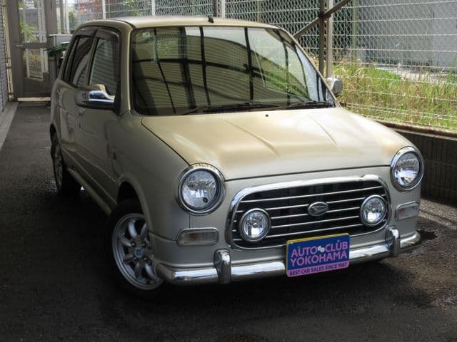 Car thumbnail 3
