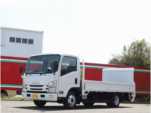 ISUZU