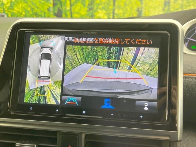 Car thumbnail 4