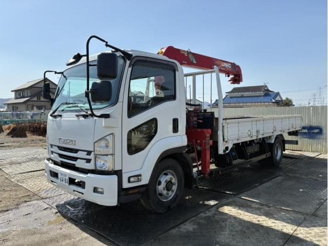 ISUZU