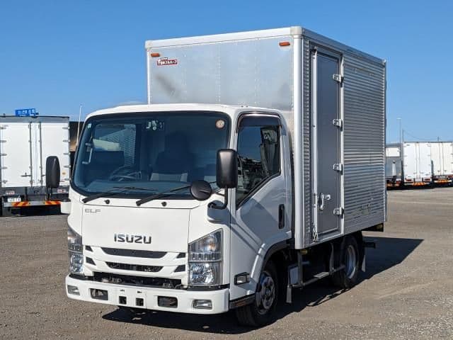 ISUZU