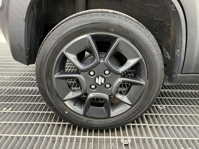 Car thumbnail 4