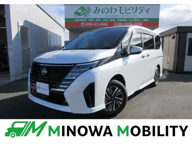 NISSAN