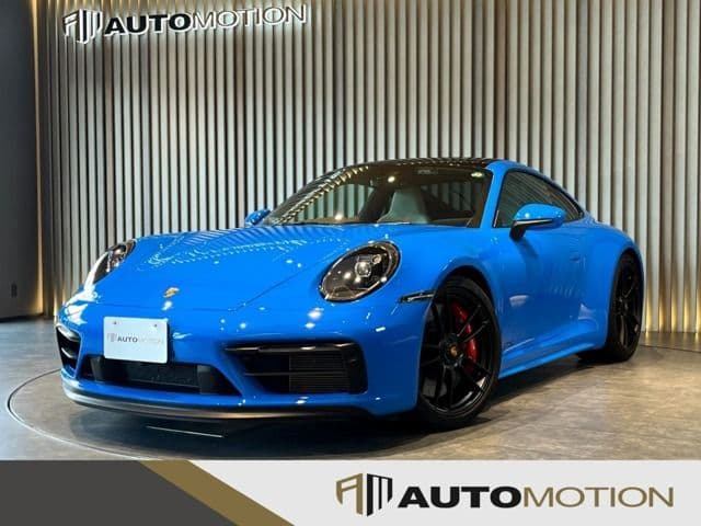 PORSCHE