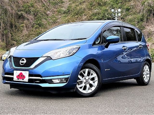 NISSAN