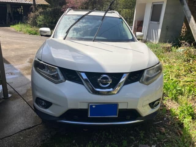 NISSAN