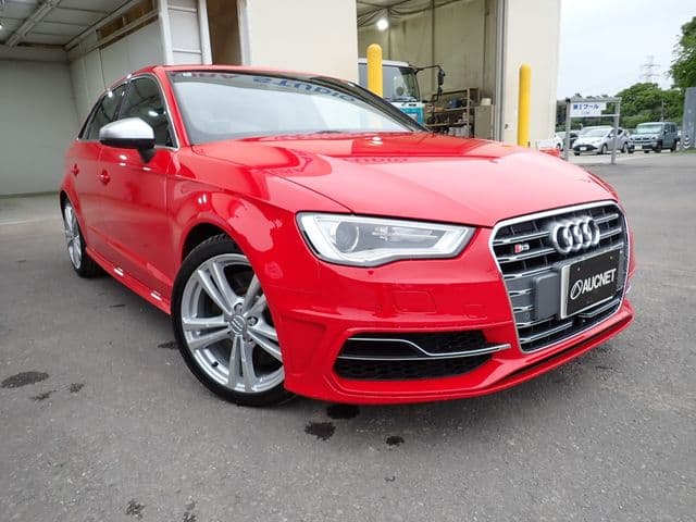 Car image 1