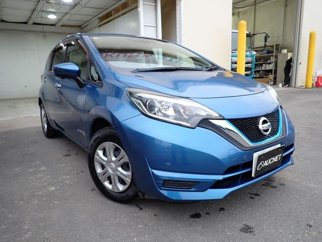 NISSAN