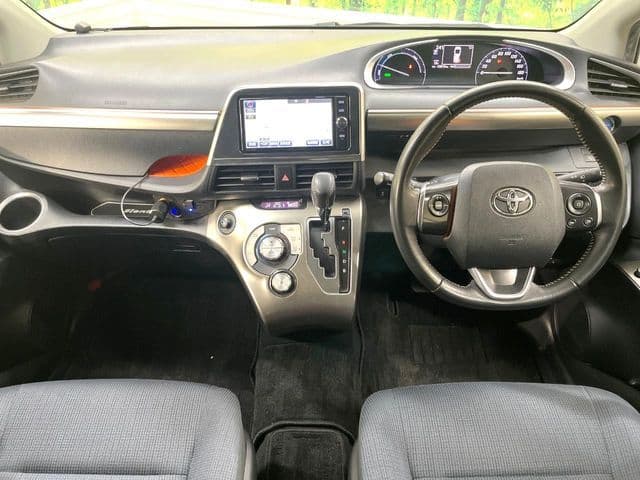 Car thumbnail 2