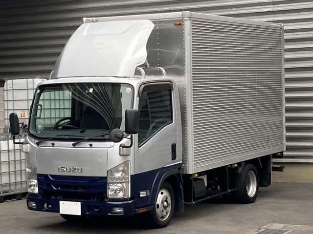 ISUZU