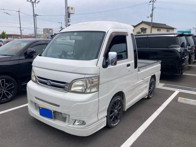 DAIHATSU