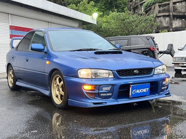 Car thumbnail 3