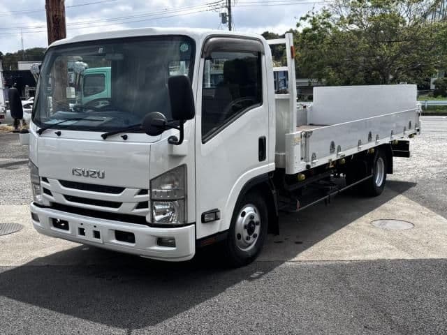 ISUZU