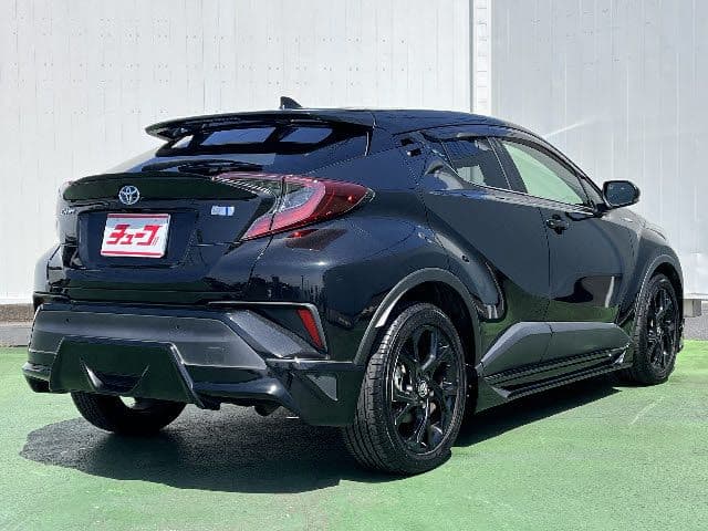 Car thumbnail 3