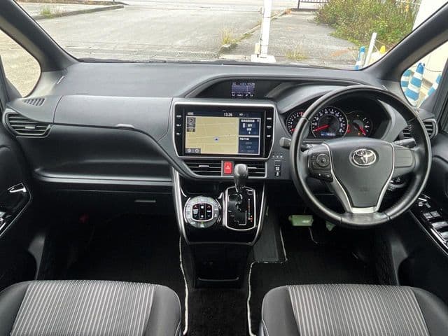 Car thumbnail 2