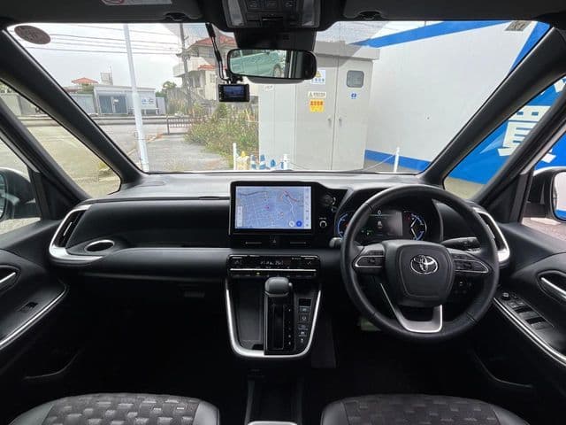 Car thumbnail 2