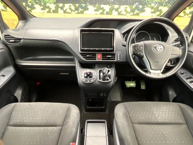 Car thumbnail 2