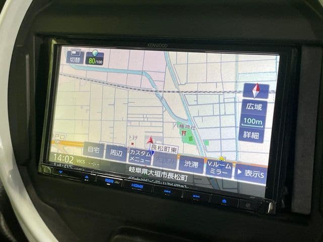 Car thumbnail 3