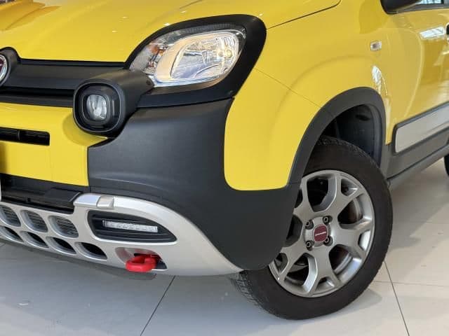 Car thumbnail 3