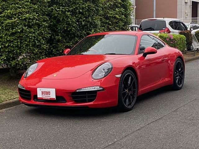 PORSCHE
