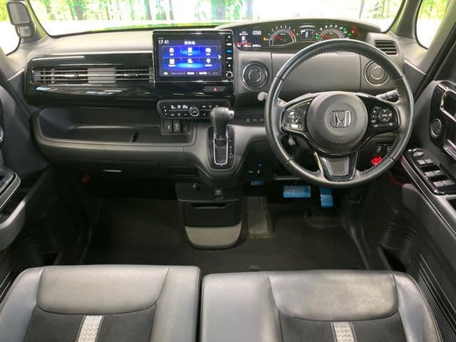 Car thumbnail 2