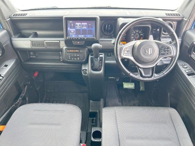 Car thumbnail 2