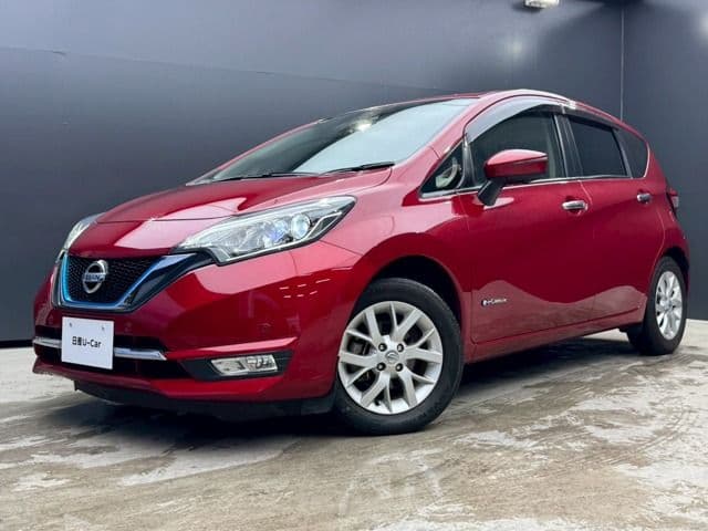 NISSAN