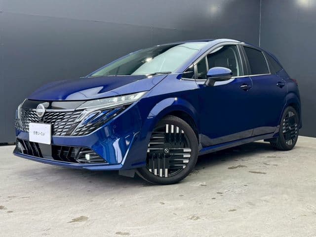 NISSAN