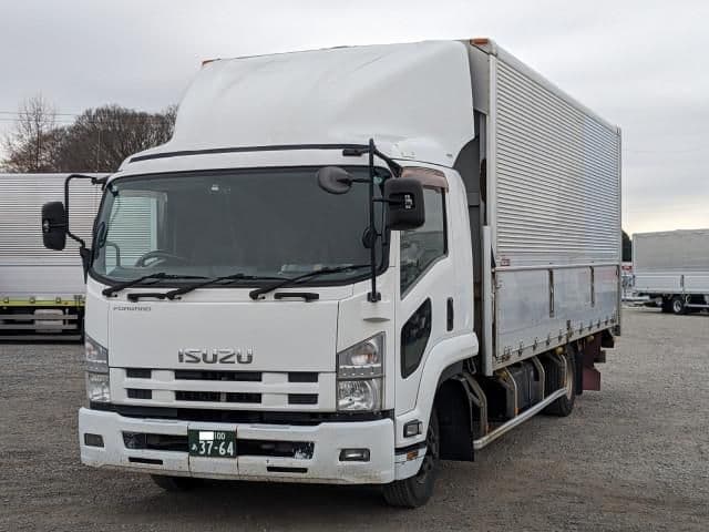 ISUZU
