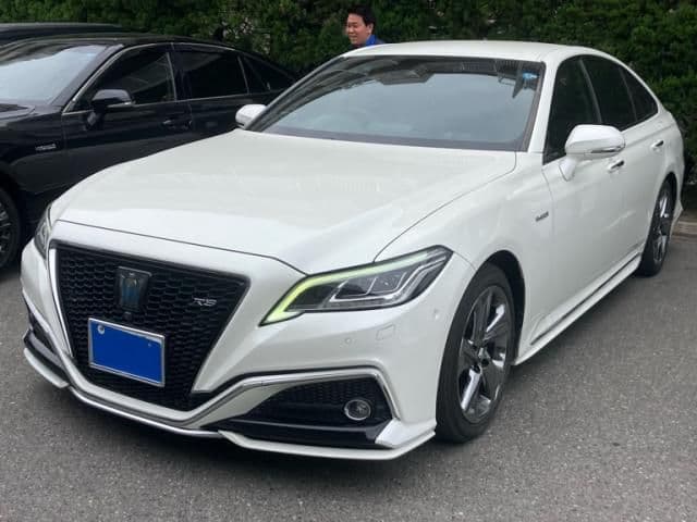 Car image 1