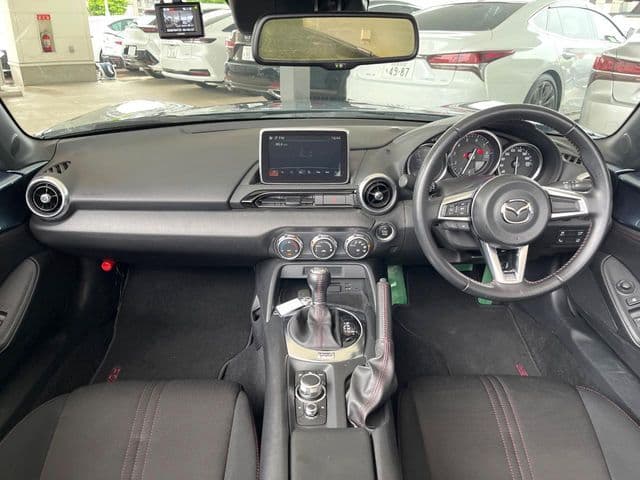 Car thumbnail 2