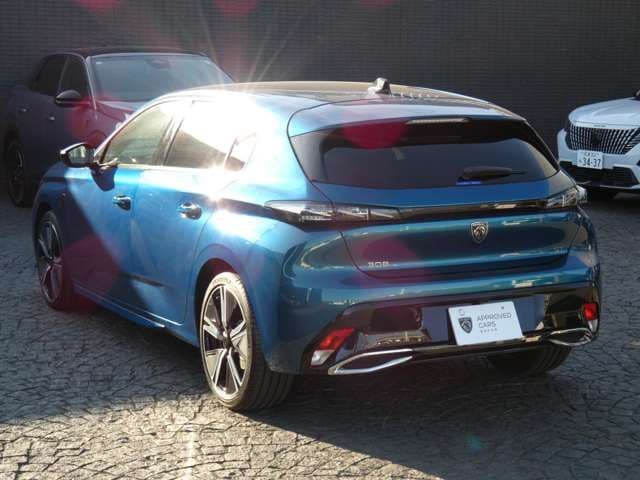 Car thumbnail 2