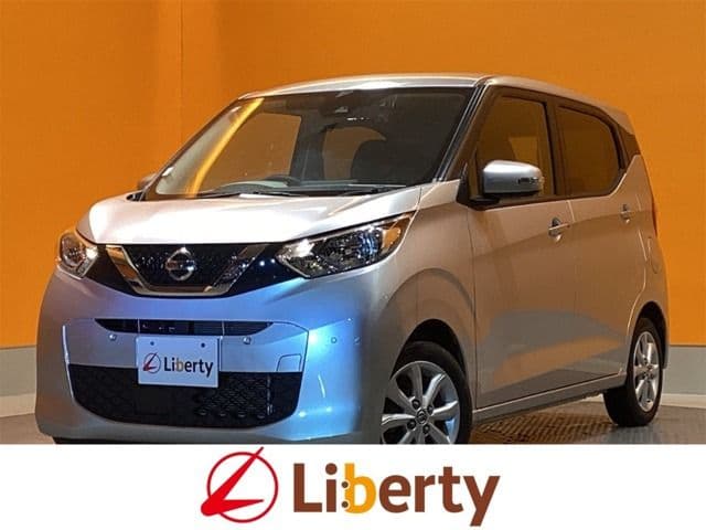NISSAN